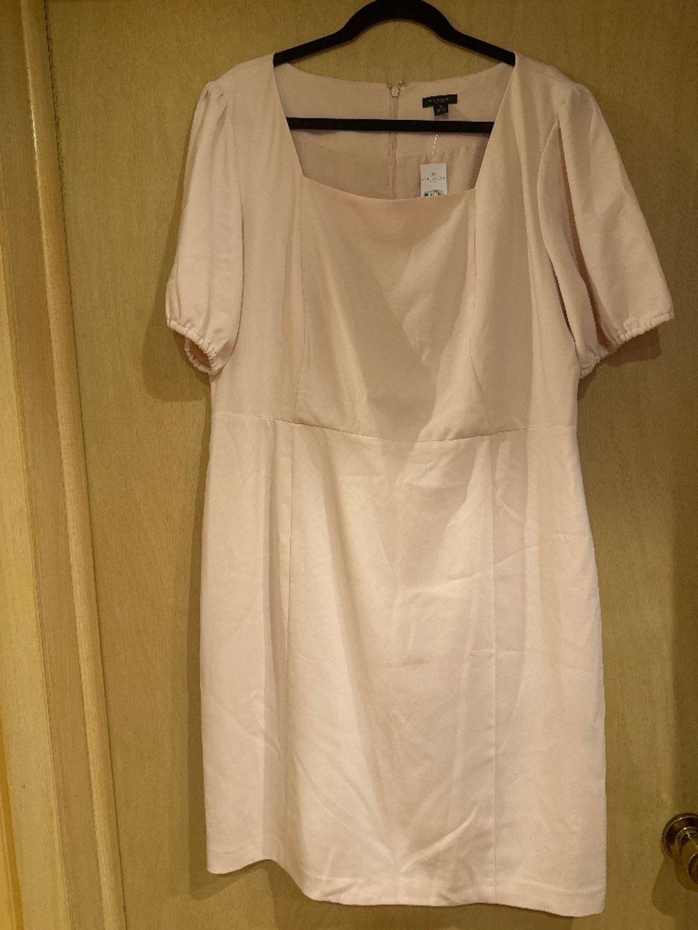 Short sleeve blush pink dress